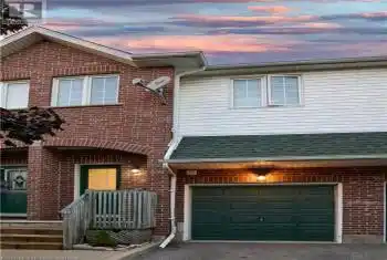 42 GREEN VALLEY Drive Unit# 18, Kitchener, Ontario N2P2J7, 3 Bedrooms Bedrooms, ,3 BathroomsBathrooms,All Houses,For Sale,GREEN VALLEY,40649362