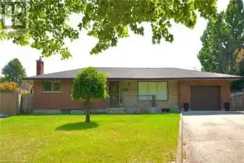 10 ASHLEY Circle, St. Catharines, Ontario L2N1L8, 3 Bedrooms Bedrooms, ,2 BathroomsBathrooms,All Houses,For Sale,ASHLEY,40649271