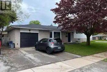 24 College Cres, Barrie, Ontario L4M 2W3, 3 Bedrooms Bedrooms, 6 Rooms Rooms,2 BathroomsBathrooms,All Houses,Sold,College,S9357206