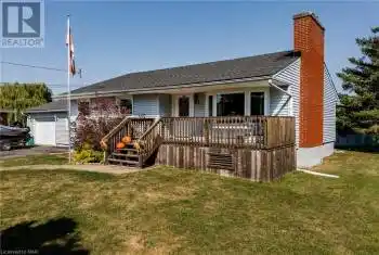 81 CORONATION Street, Port Colborne, Ontario L3K3Z5, 2 Bedrooms Bedrooms, ,2 BathroomsBathrooms,All Houses,For Sale,CORONATION,40649598