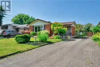 17 BENDINGROAD Crescent, St. Catharines, Ontario L2N5R4, 4 Bedrooms Bedrooms, ,2 BathroomsBathrooms,All Houses,For Sale,BENDINGROAD,40649781