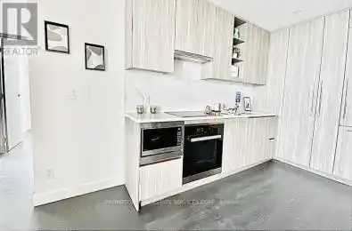 25 Drive Unit 2108 Toronto (Bayview Village) Ontario M2K0J2