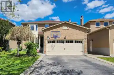 127 Crescent Richmond Hill (North Richvale) Ontario L4C7R7