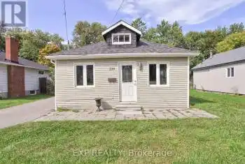 210 Bayview Avenue, Georgina (Keswick South), Ontario L4P2T2, 3 Bedrooms Bedrooms, ,2 BathroomsBathrooms,All Houses,For Rent,Bayview,N9358557