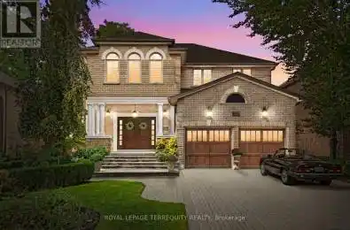 1586 Crescent Mississauga (Mineola) Ontario L5G4S9