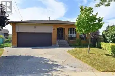 20 STELLA Court Hamilton Ontario L9C6S7