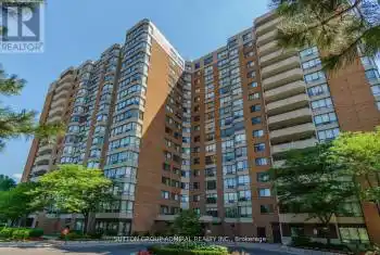 7601 Bathurst Street Unit# 702, Vaughan (Crestwood-Springfarm-Yorkhill), Ontario L4J4H5, 2 Bedrooms Bedrooms, ,1 BathroomBathrooms,Condo,For Sale,Bathurst,N9358895