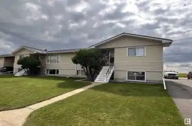 9811 99 ST Unit# 9811 Westlock Alberta T7P1Y8