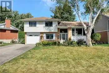 324 BRAEMORE Avenue, Waterloo, Ontario N2K1T6, 4 Bedrooms Bedrooms, ,2 BathroomsBathrooms,All Houses,For Sale,BRAEMORE,40650595