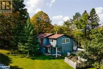 560 MOUNTAIN STREET, Haliburton, Ontario K0M1S0, 4 Bedrooms Bedrooms, ,3 BathroomsBathrooms,All Houses,For Sale,MOUNTAIN STREET,40649317