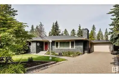 16 QUESNELL CR NW Edmonton Alberta T5R5N9