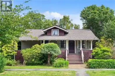 1727 Lee Avenue Victoria British Columbia V8R4W7