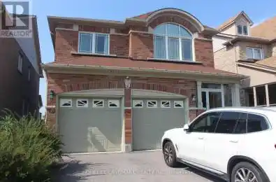 24 Old Field Crescent Unit# 2 Newmarket (Woodland Hill) Ontario L9N0A5