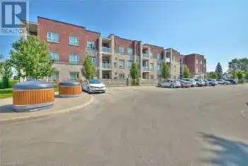 529 SOUTH PELHAM Road Unit# 211, Welland, Ontario L3C0H7, 2 Bedrooms Bedrooms, ,2 BathroomsBathrooms,Condo,For Sale,SOUTH PELHAM,40651069