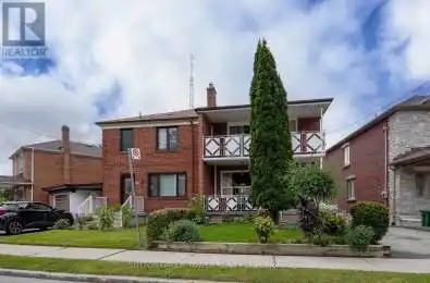 25 Holmesdale Crescent Toronto (Caledonia-Fairbank) Ontario M6G1Y3