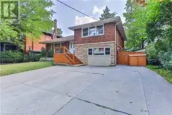 162 DELAWARE Avenue, Hamilton, Ontario L8M1V6, ,3 BathroomsBathrooms,All Houses,For Sale,DELAWARE,40651374