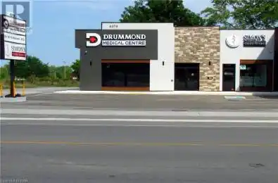 4374 DRUMMOND Road Niagara Falls Ontario L2E6S3