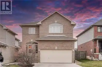 11 MEADOW WOOD Crescent Stoney Creek Ontario L8J3Z7