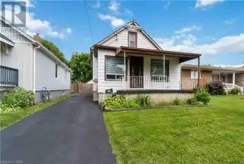 434 SCHOLFIELD Avenue, Welland (768 - Welland Downtown), Ontario L3B1N2, 4 Bedrooms Bedrooms, ,2 BathroomsBathrooms,All Houses,For Sale,SCHOLFIELD,X9414654