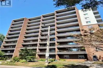 15 Street Unit 605 Mississauga (Port Credit) Ontario L5G2Z3