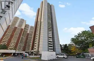 3 Massey Square Unit# 2608 Toronto (Crescent Town) Ontario M4C5L7