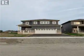 131 HILLCREST Road, Port Colborne, Ontario L3K6E4, 4 Bedrooms Bedrooms, ,3 BathroomsBathrooms,All Houses,For Rent,HILLCREST,40647688