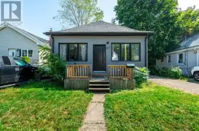 87 HILLVIEW Street Hamilton (Ainslie Wood) Ontario L8S2Z4