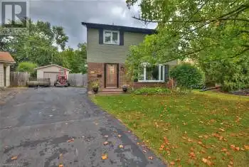 27 MEADOWVALE Place, Welland (767 - N. Welland), Ontario L3C6A8, 4 Bedrooms Bedrooms, ,2 BathroomsBathrooms,All Houses,For Sale,MEADOWVALE,X9413897