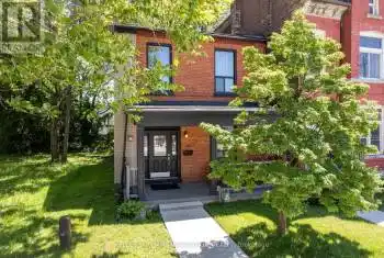 128 Park St, Hamilton, Ontario L8R 2N3, 3 Bedrooms Bedrooms, 9 Rooms Rooms,3 BathroomsBathrooms,All Houses,Sold,Park,X9370669