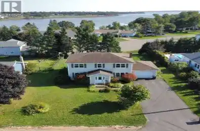 112 Hunters Creek Drive Charlottetown Prince Edward Island C1E1M9