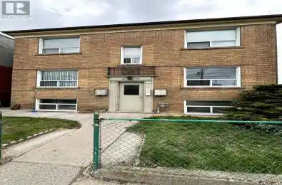 202 O'Connor Drive Unit# 3 Toronto (East York) Ontario M4J2T1