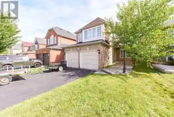 107 Seclusion Crescent, Brampton (Sandringham-Wellington), Ontario L6R1K8, 3 Bedrooms Bedrooms, ,3 BathroomsBathrooms,All Houses,For Sale,Seclusion,W9372197