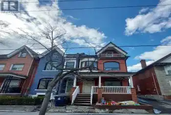 70 Lansdowne Avenue, Toronto (Roncesvalles), Ontario M6K2V9, 11 Bedrooms Bedrooms, ,7 BathroomsBathrooms,All Houses,For Sale,Lansdowne,W9374201