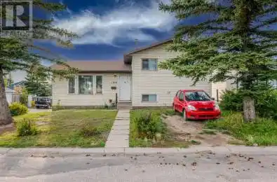 144 castleridge road Calgary Alberta T3J2B7