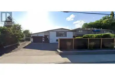 3060 Gordon Drive Kelowna British Columbia V1W3R3