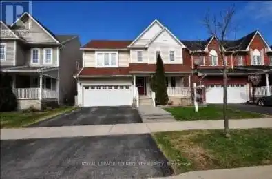 7087 Drumcashel Court Mississauga (Meadowvale Village) Ontario L5N7L3