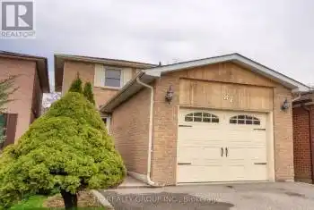 87 Lund Street, Richmond Hill (North Richvale), Ontario L4C5V3, 3 Bedrooms Bedrooms, ,3 BathroomsBathrooms,All Houses,For Sale,Lund,N9376230