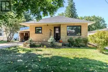 345 Fergus Street, Wellington North (Mount Forest), Ontario N0G2L2, 5 Bedrooms Bedrooms, ,2 BathroomsBathrooms,All Houses,For Sale,Fergus,X9377192