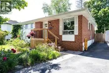 846 Fairview Ave, Pickering, Ontario L1W 1M8, 3 Bedrooms Bedrooms, 6 Rooms Rooms,2 BathroomsBathrooms,All Houses,Sold,Fairview,E9377750