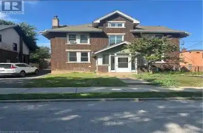 14 BURRIS Street Hamilton Ontario L8M2J2