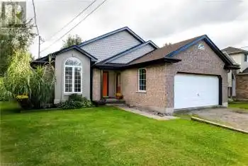 49 BIGGAR Road, Thorold (561 - Port Robinson), Ontario L0S1K0, 4 Bedrooms Bedrooms, ,2 BathroomsBathrooms,All Houses,For Sale,BIGGAR,X9414795