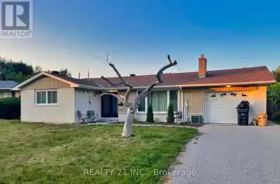 40 Toynbee Trail Toronto (Guildwood) Ontario M1E1E9