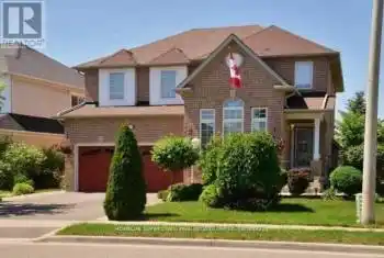 3 Milkweed Crescent, Brampton (Northwest Sandalwood Parkway), Ontario L7A1T8, 2 Bedrooms Bedrooms, ,1 BathroomBathrooms,All Houses,For Rent,Milkweed,W9381208