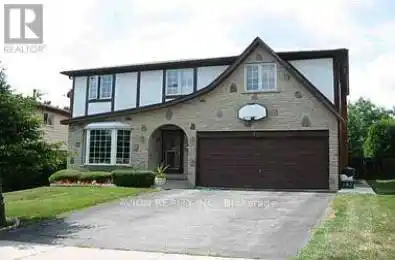 10 Rollingwood Drive Toronto (Hillcrest Village) Ontario M2H2M5