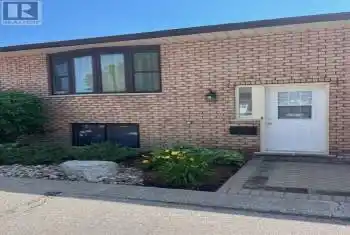 115 Mary Street Unit# 25, Kawartha Lakes (Lindsay), Ontario K9V2N7, 3 Bedrooms Bedrooms, ,2 BathroomsBathrooms,All Houses,For Sale,Mary,X8479120