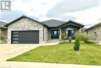 215 DUNCAN Street, Mitchell, Ontario N0K1N0, 4 Bedrooms Bedrooms, ,3 BathroomsBathrooms,All Houses,For Sale,DUNCAN,40659113