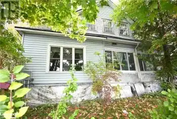 42 BAY Street, Parry Sound, Ontario P2A1S5, 3 Bedrooms Bedrooms, ,2 BathroomsBathrooms,All Houses,For Sale,BAY,X10437099