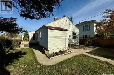 1810 Central AVENUE Prince Albert Saskatchewan S6V4W9