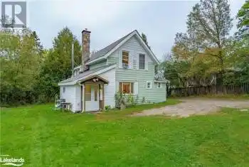 4 STOCKING Lane, Huntsville (Chaffey), Ontario P1H1V4, 3 Bedrooms Bedrooms, ,2 BathroomsBathrooms,All Houses,For Sale,STOCKING,X10438340