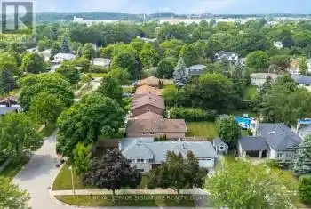 2497 Wyatt Street, Oakville (Bronte West), Ontario L6L2M7, 3 Bedrooms Bedrooms, ,3 BathroomsBathrooms,All Houses,For Sale,Wyatt,W9387639